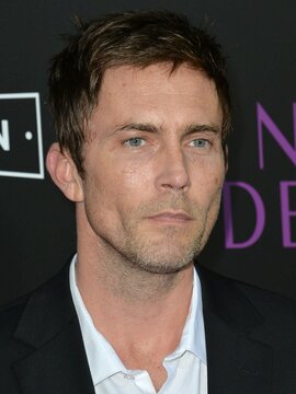 Desmond Harrington